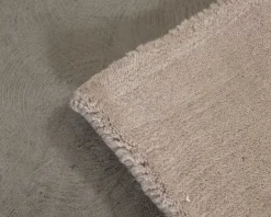 Layered Classic Solid Wool ullmatta 180 x 270 cm Oatmeal