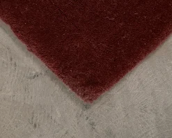 Layered Classic Solid Wool ullmatta 200 x 300 cm vinröd