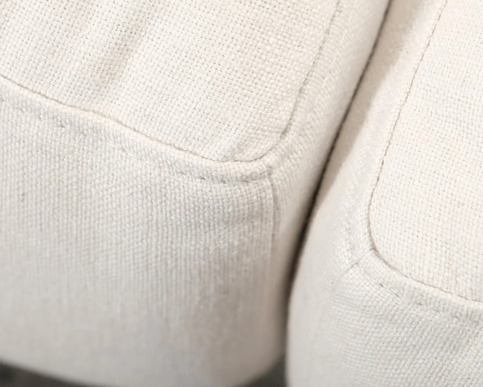 Layered Lotta Agaton 2-sits soffa naturvit