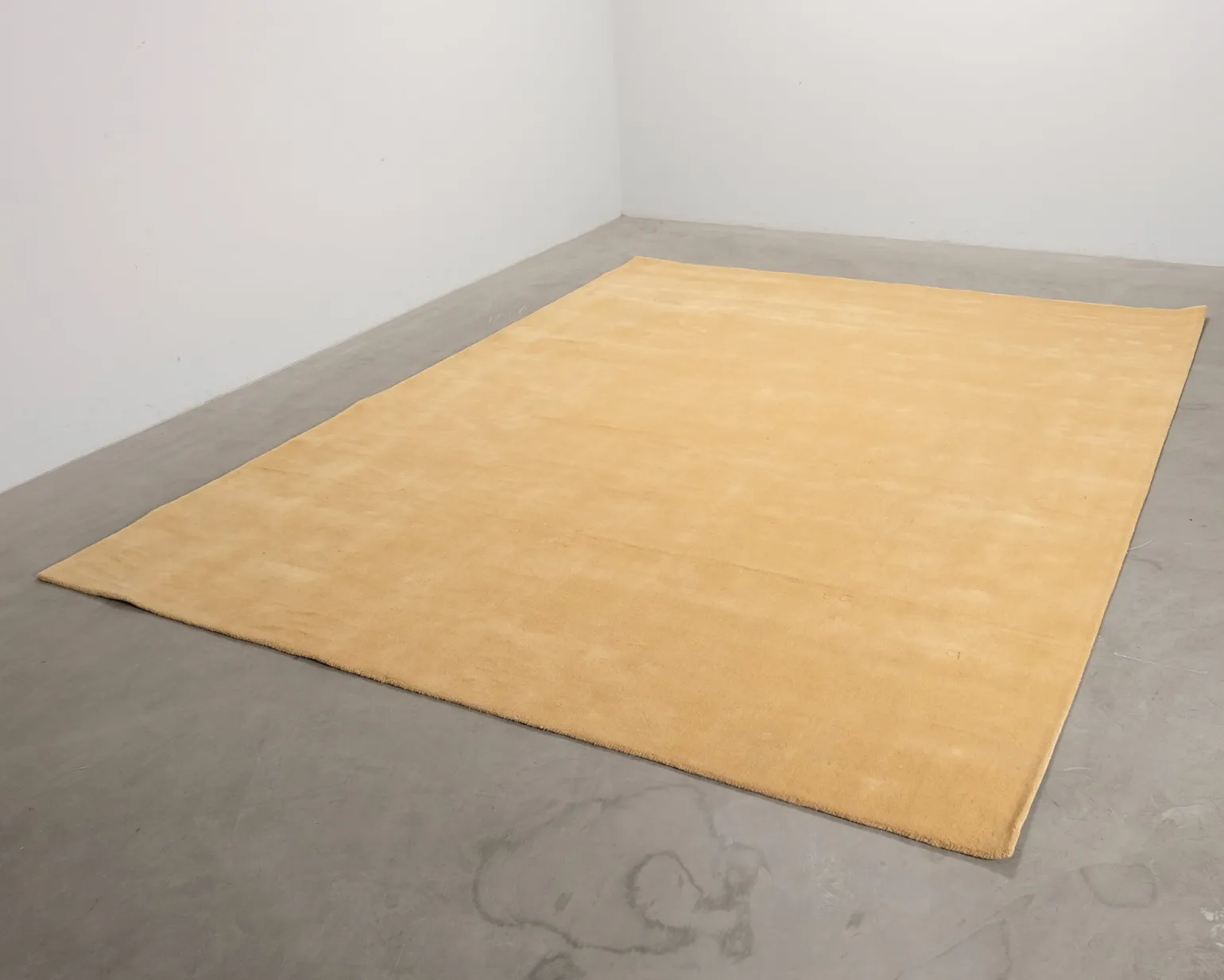 Layered Solid ullmatta 300 x 400 cm Harvest Yellow