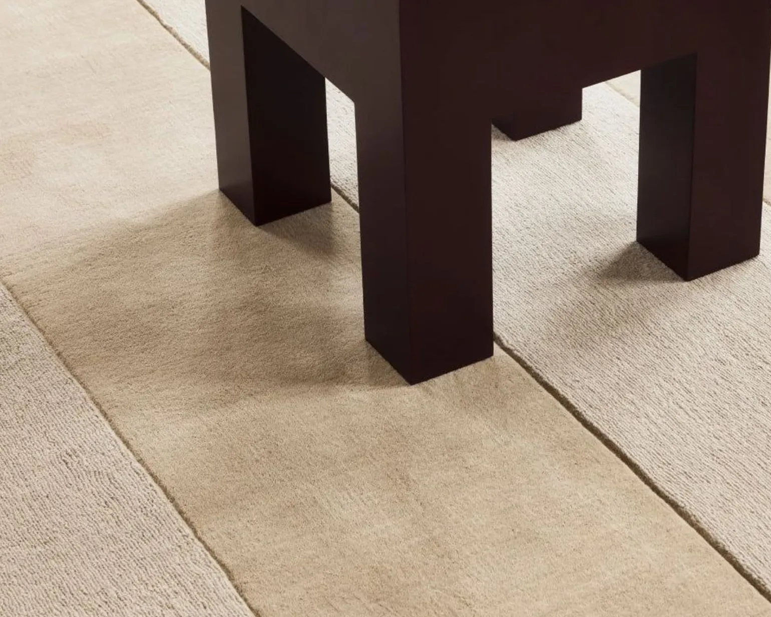 Layered Stripe Grande ullmatta 180 x 270 cm Almond