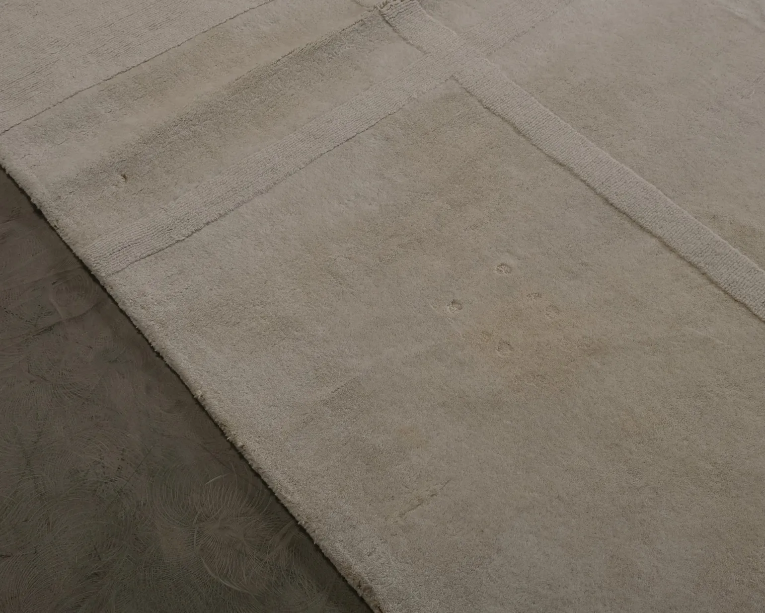 Layered Swedish Grace matta 300 x 400 cm benvit