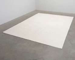 Layered Swedish Grace ullmatta 250 x 350 cm naturvit