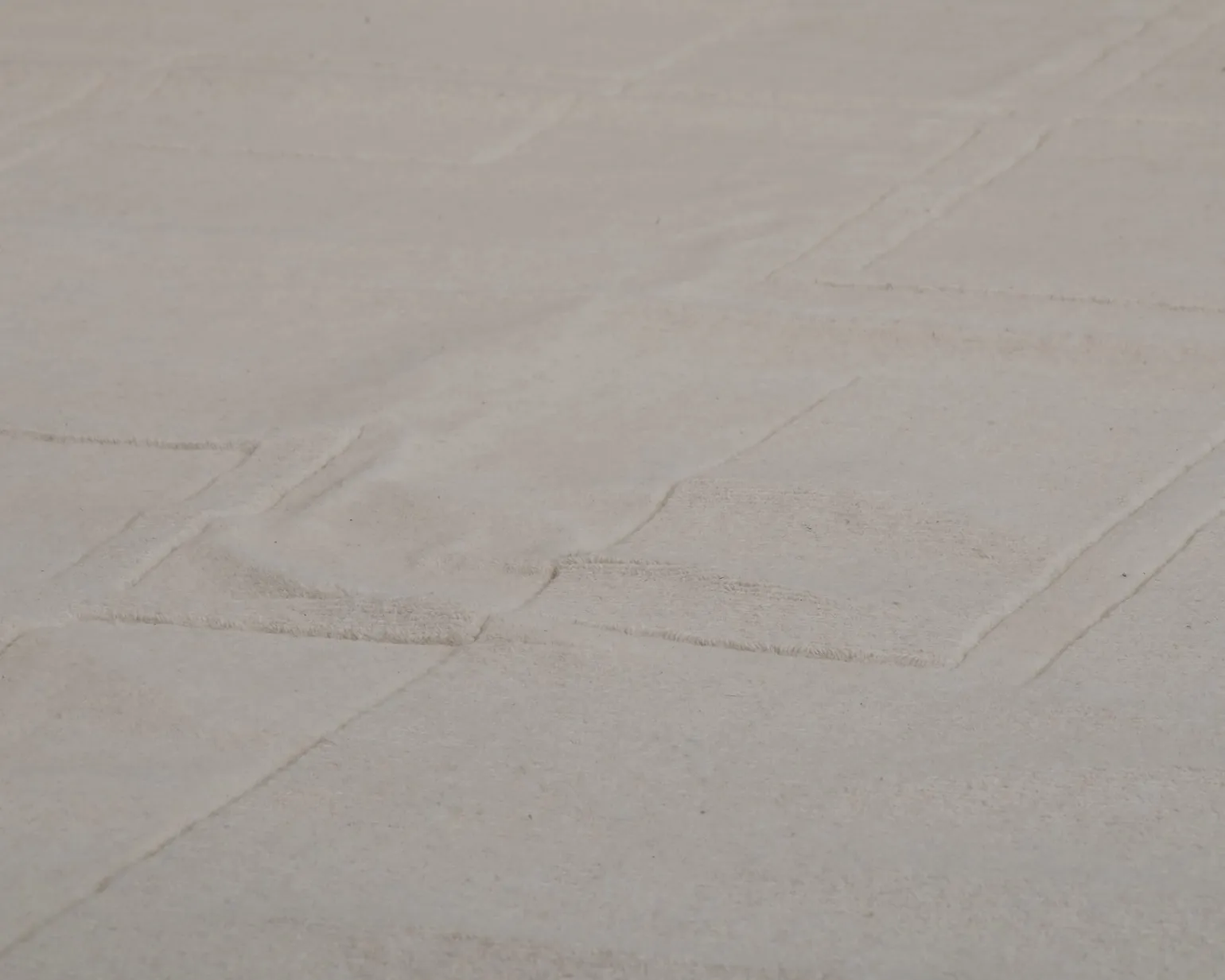 Layered Swedish Grace ullmatta 180 x 270 cm naturvit