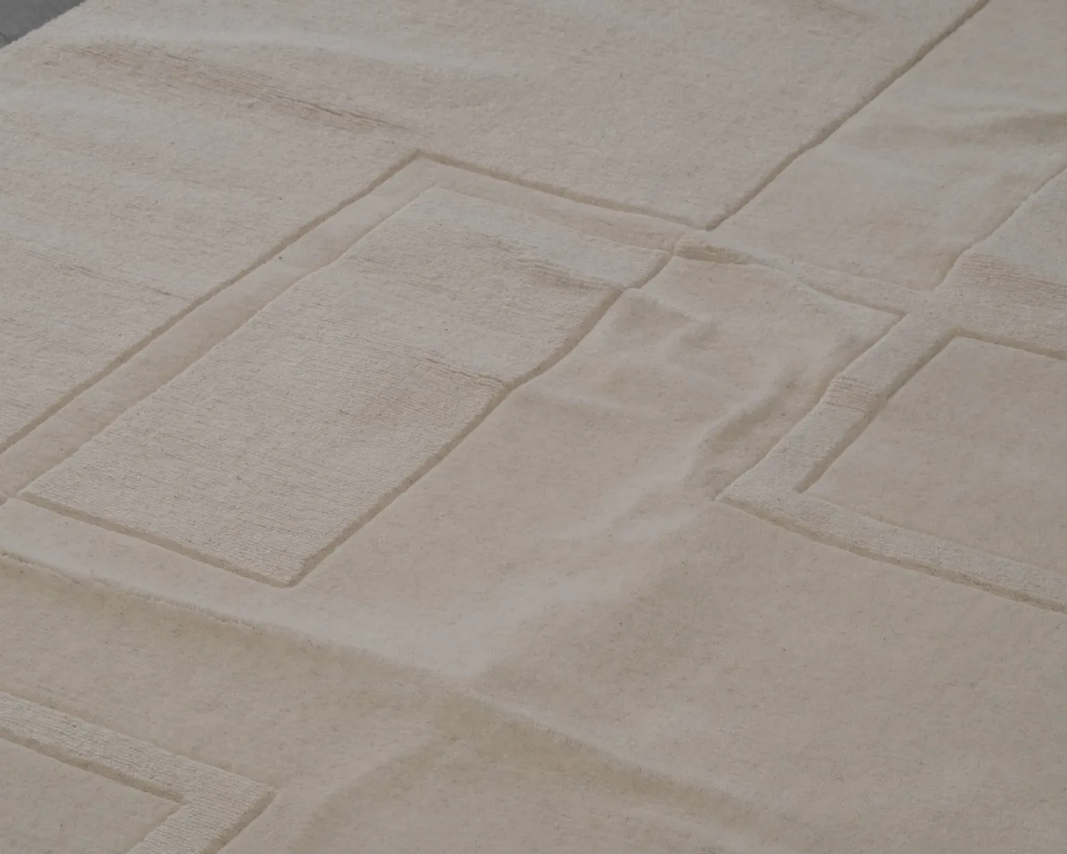 Layered Swedish Grace ullmatta 180 x 270 cm naturvit