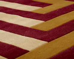 Layered Teklan Labyrinth ullmatta 250 x 360 cm Mulberry Sand