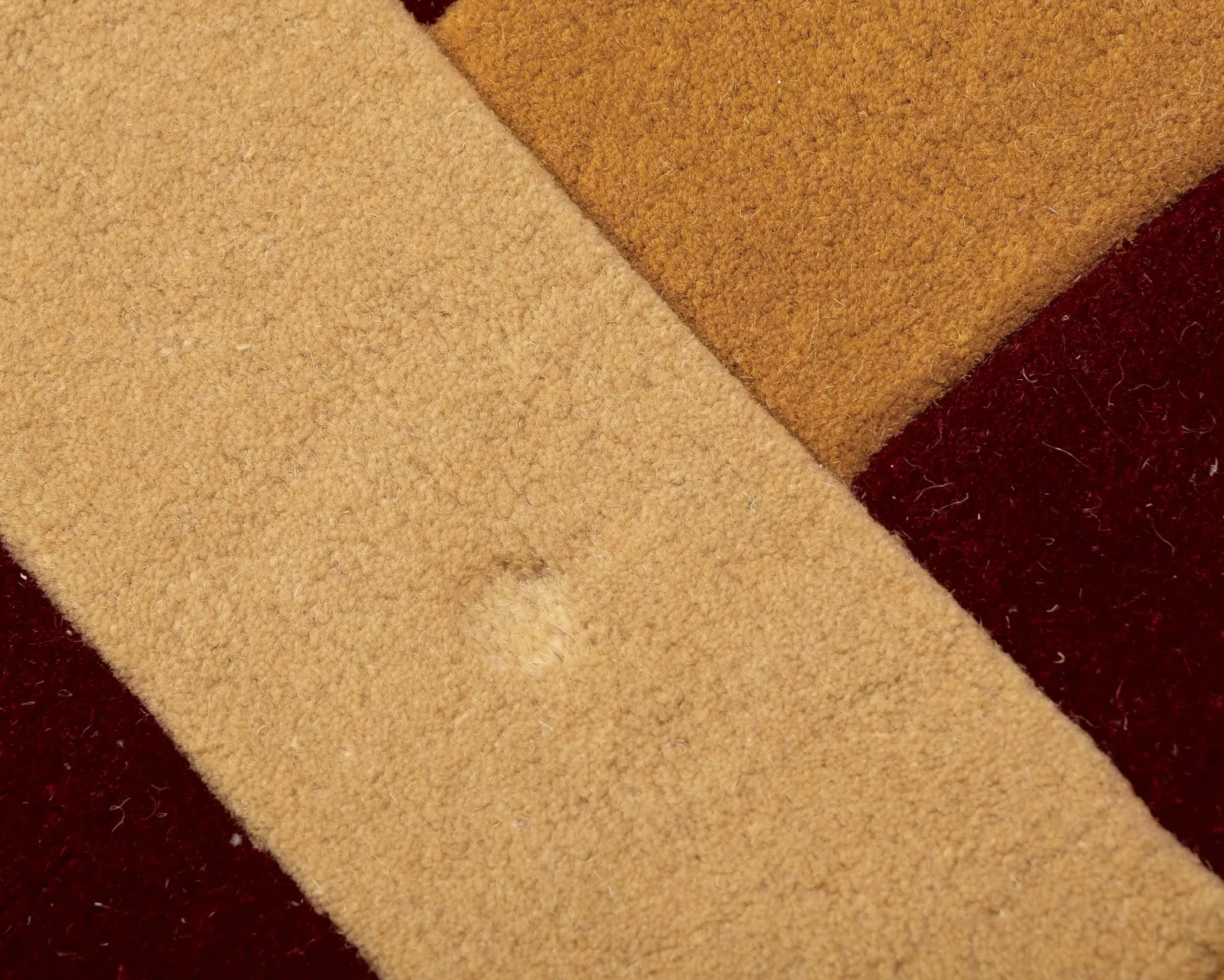 Layered Teklan Labyrinth ullmatta 250 x 360 cm Mulberry Sand