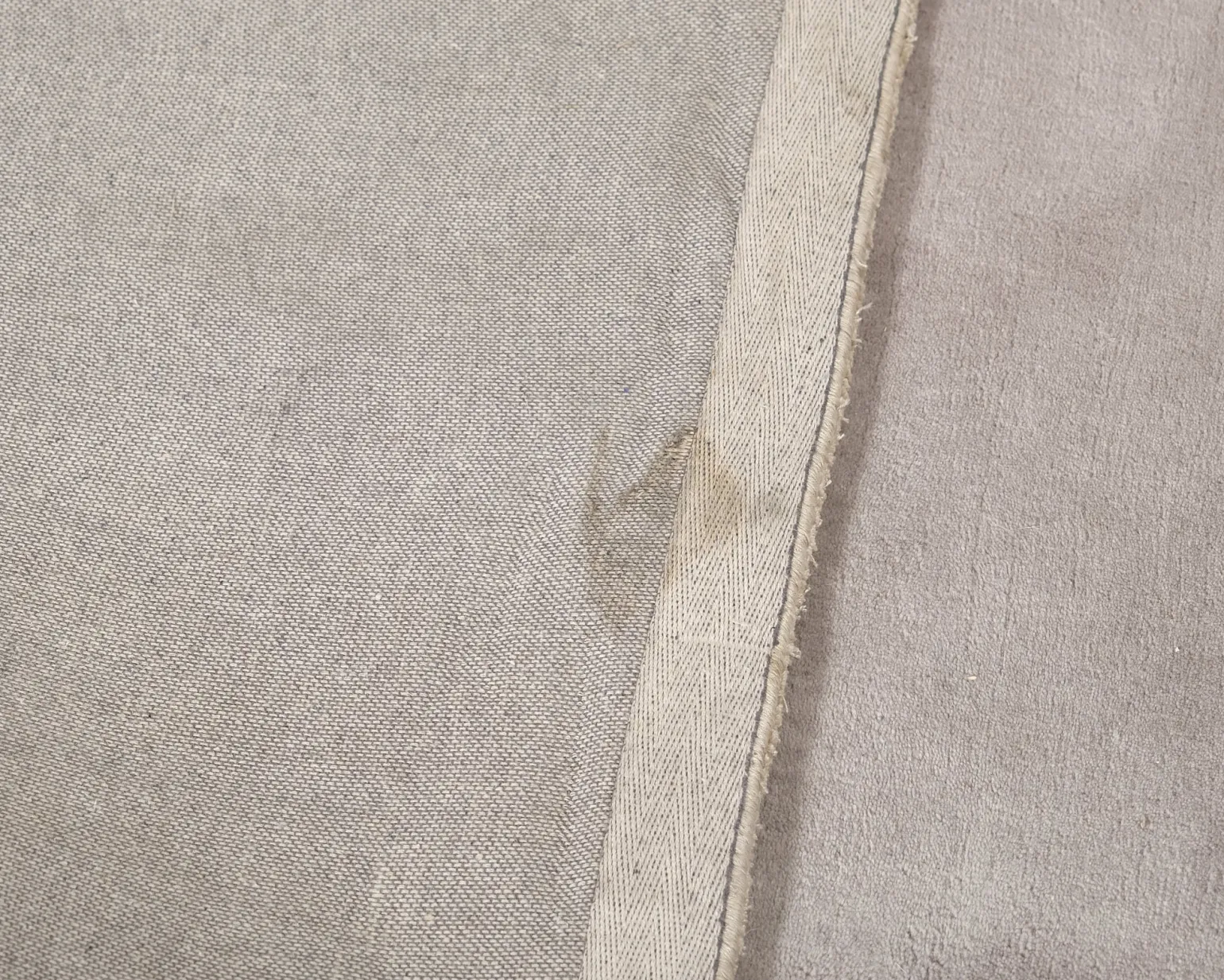 Layered Wool Border matta 350 x 450 cm True Greige