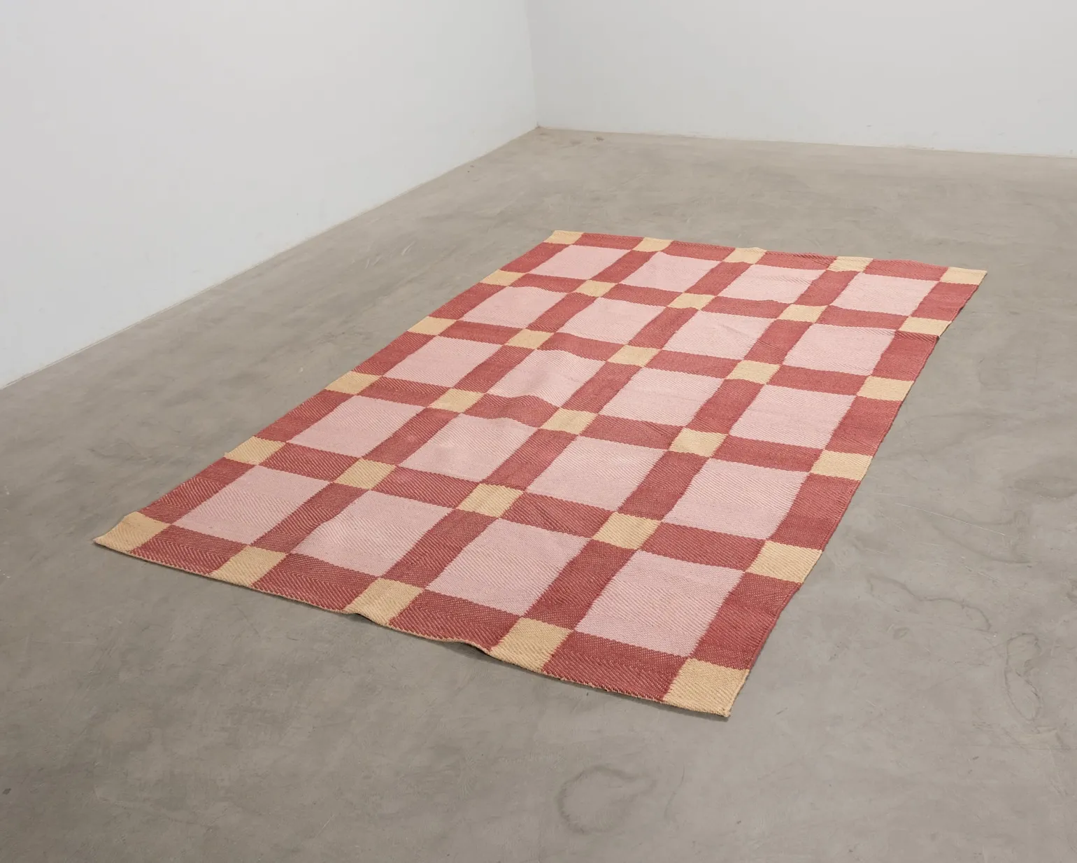 Layered x Evelina Kroon jutematta 180 x 270 cm Plum Punch