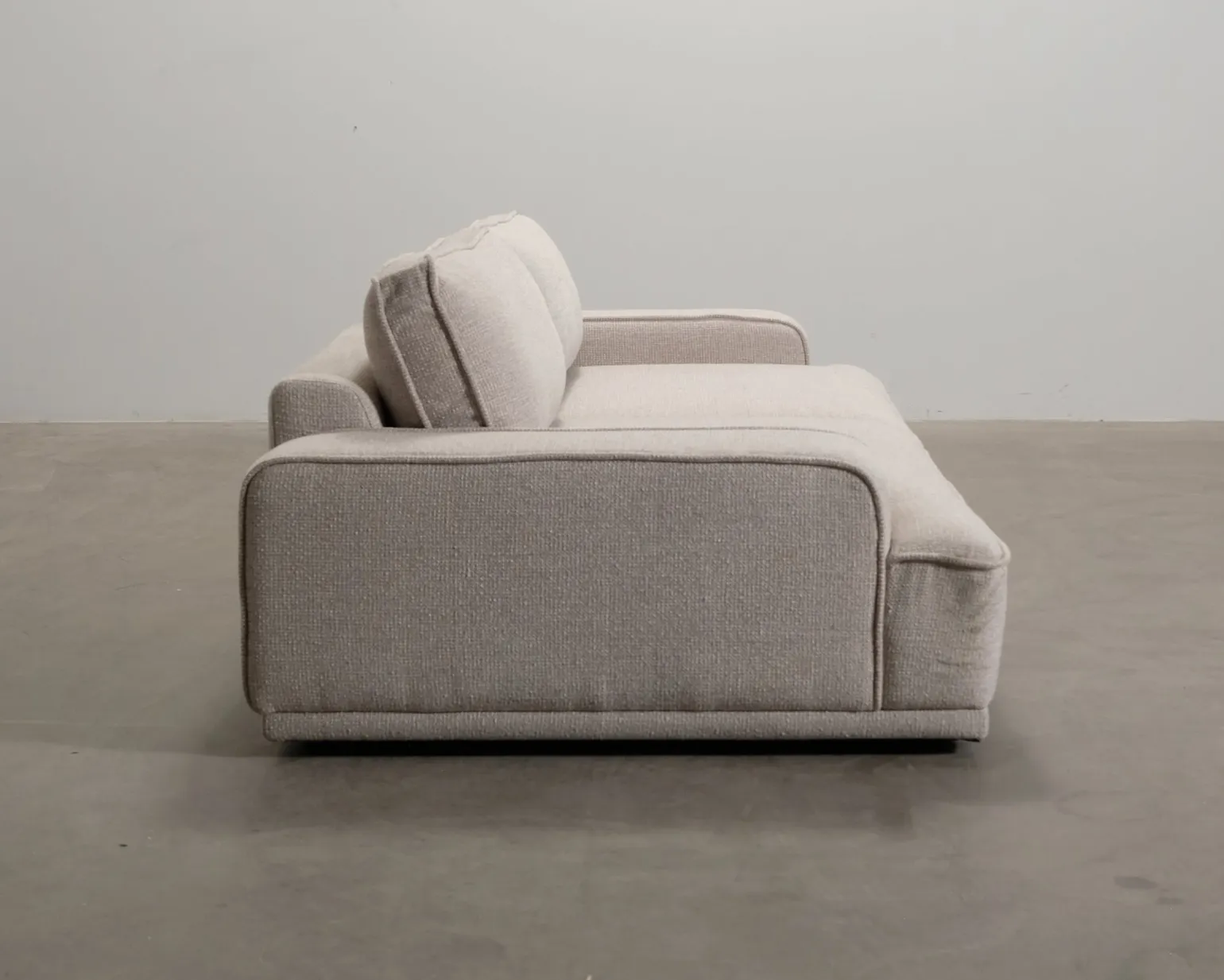 Leonora 3,5-sits soffa gråbeige