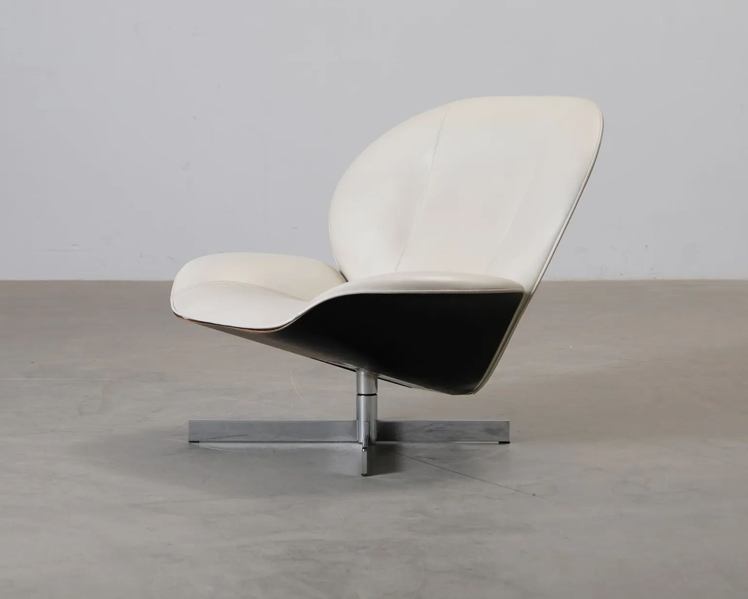 Ligne Roset Myo fåtölj vit