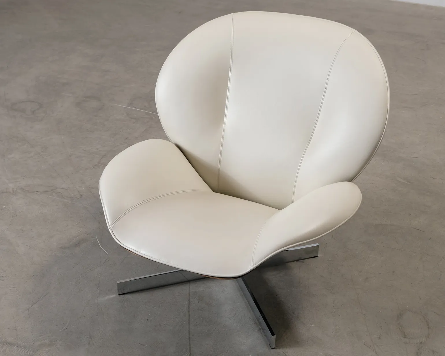 Ligne Roset Myo fåtölj vit