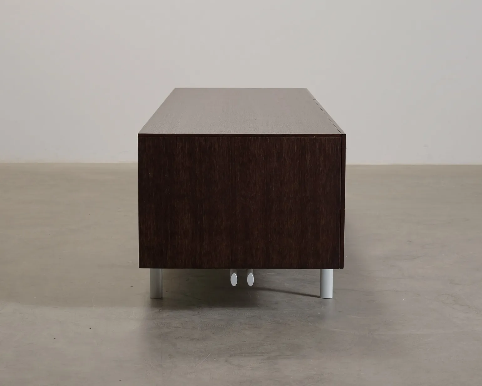 Ligne Roset TV-bänk brun