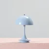 Louis Poulsen Panthella 160 bärbar bordslampa