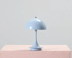 Louis Poulsen Panthella 160 bärbar bordslampa