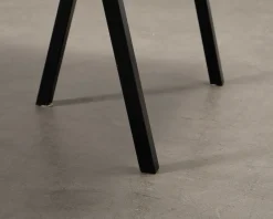 Matbord 210 cm vit / svart