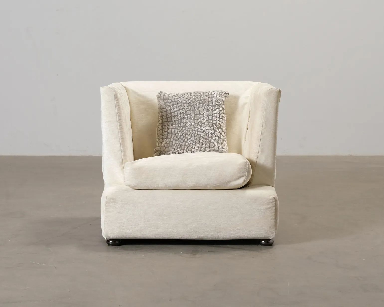 Minotti fåtölj naturvit