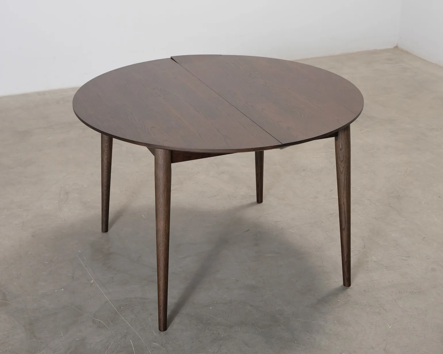 Mio Harry förlängningsbart matbord 115–160 cm brun