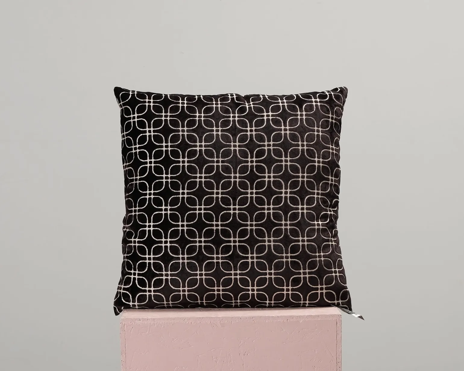 Mio Sixty kuddfodral 60 x 60 cm svart, set om 4