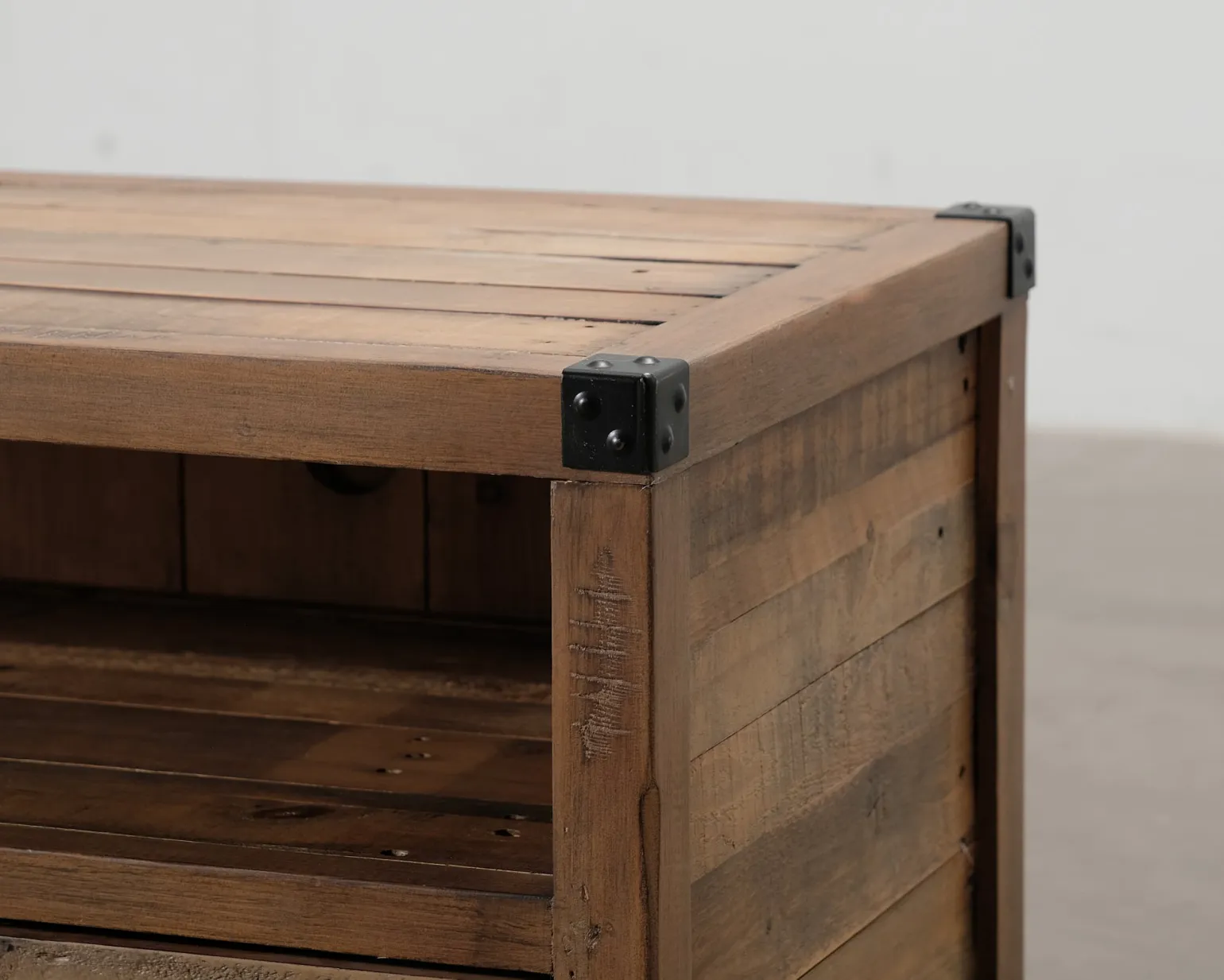 Mio Woodenforge TV-bänk