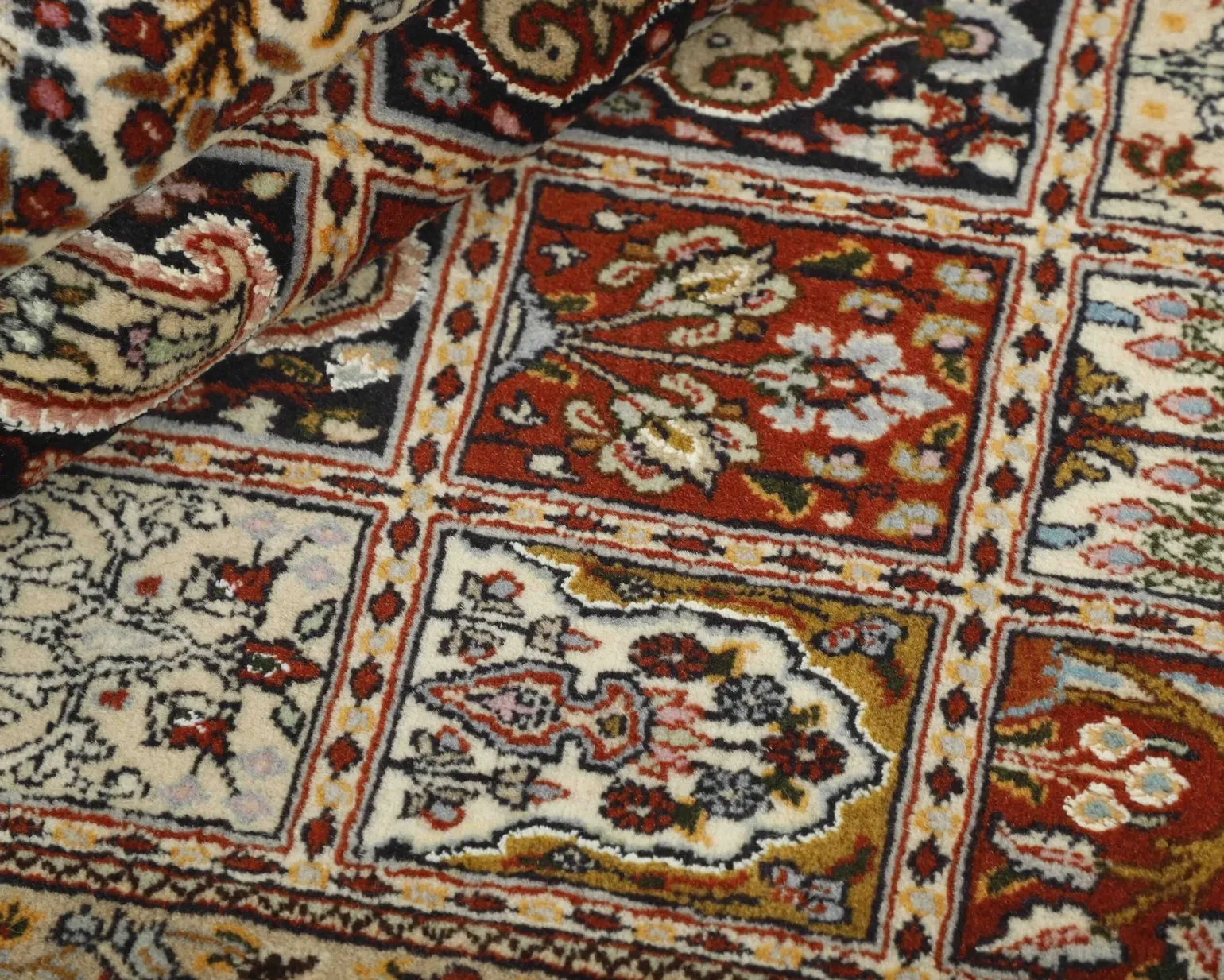 Moud Garden orientalisk matta 151 x 206 cm