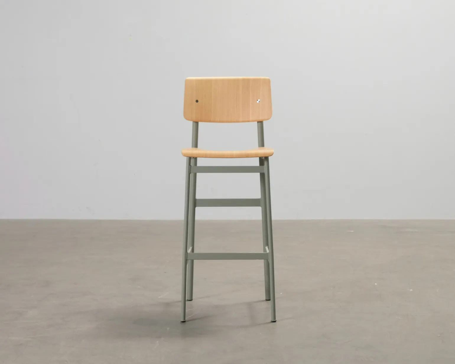 Muuto Loft barstol ek / grön