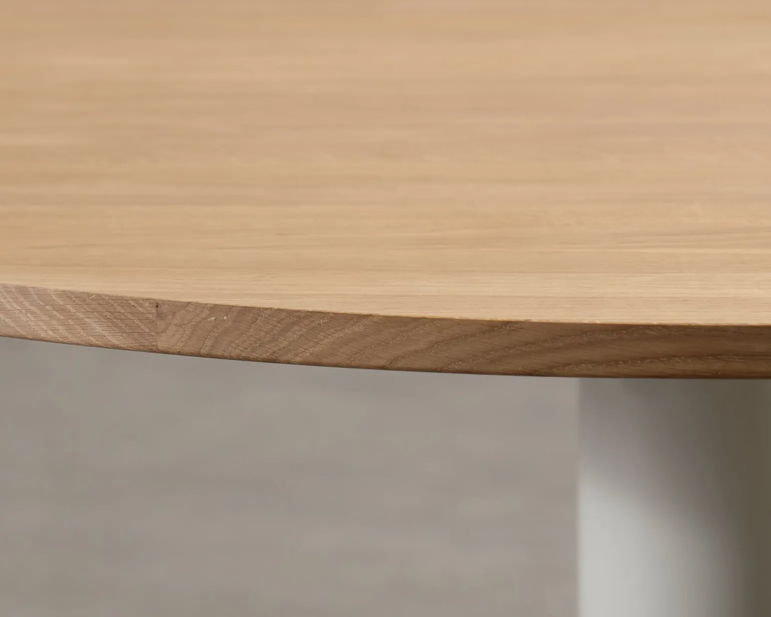 Muuto Midst matbord ø 120 cm oljad ek / grå