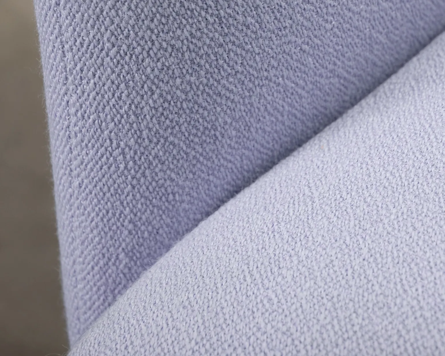 Muuto Outline Highback fåtölj lila
