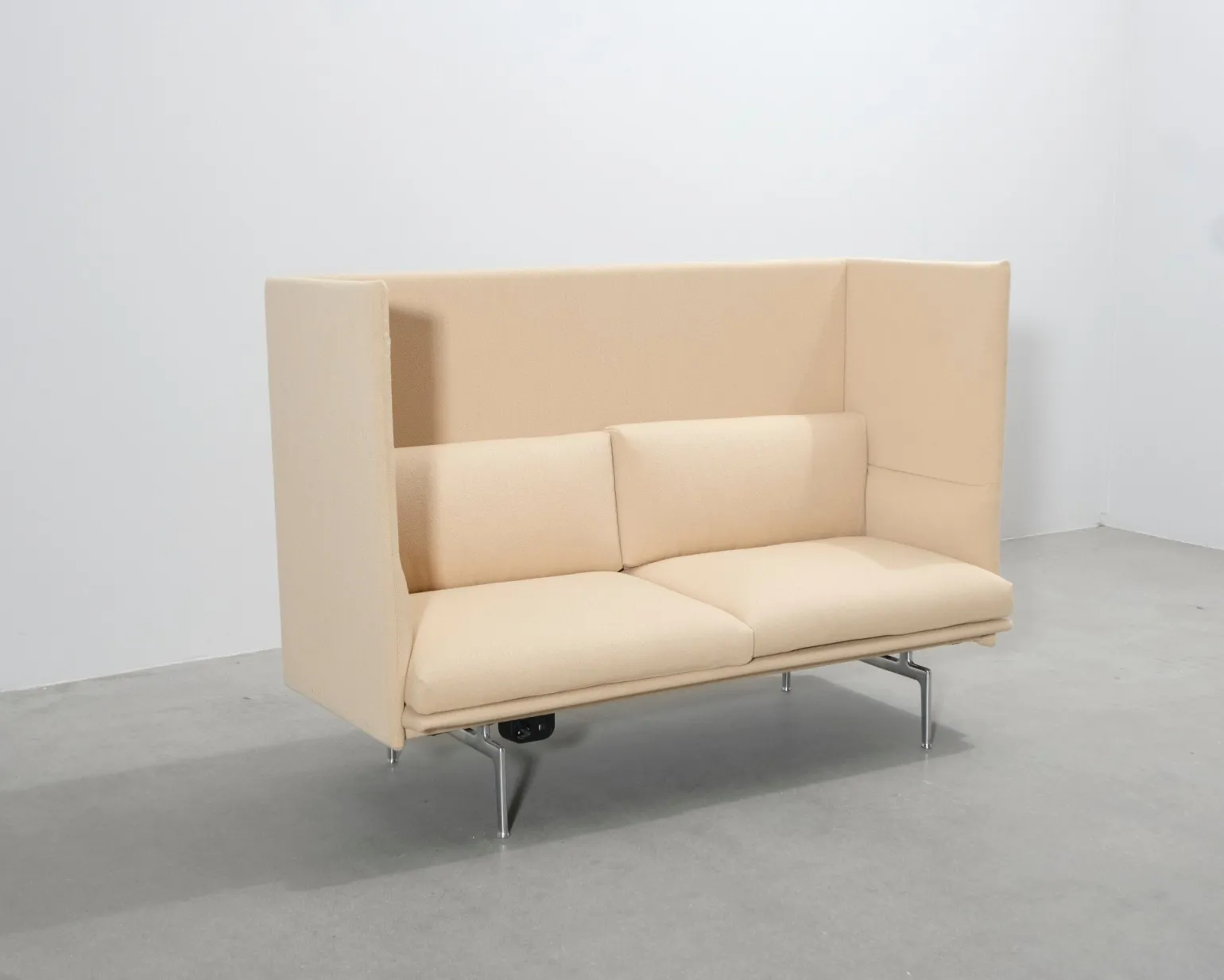 Muuto Outline Highback 2-sits soffa beige