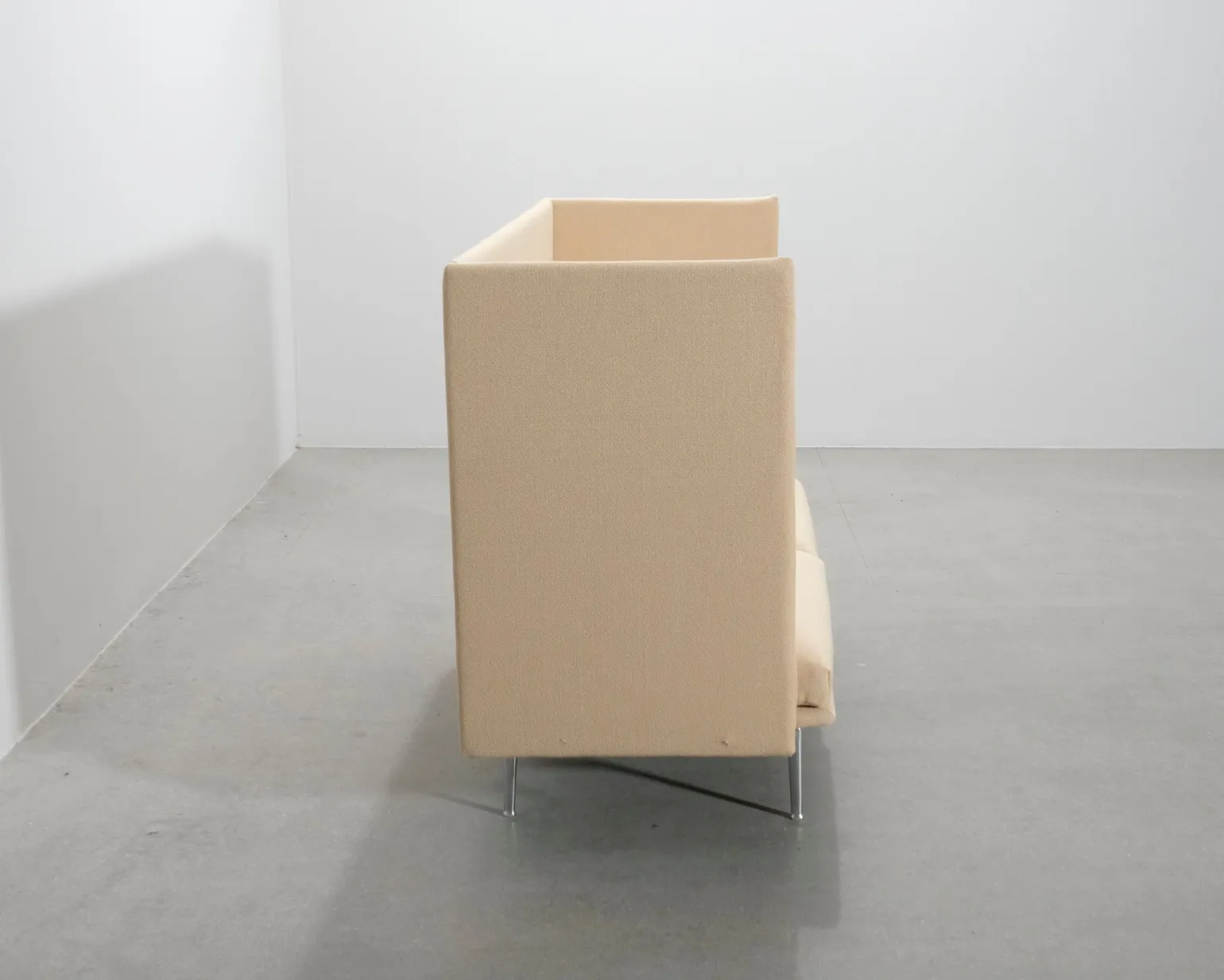 Muuto Outline Highback 2-sits soffa beige