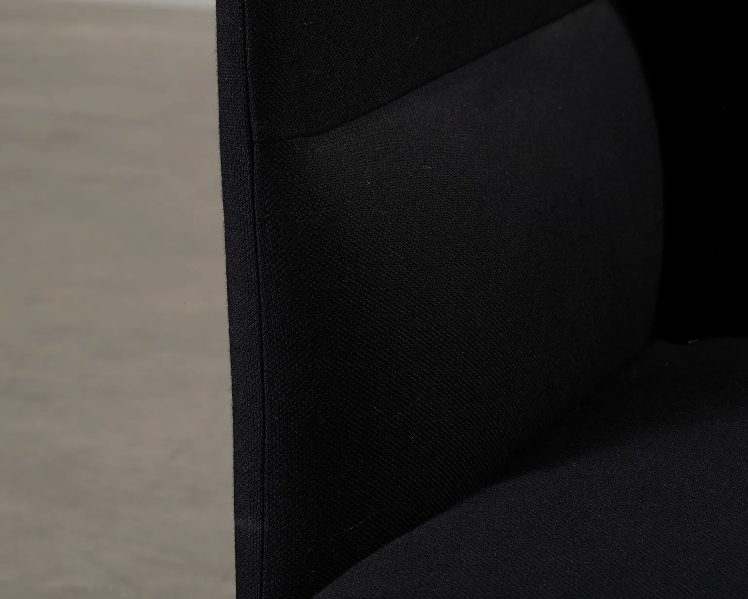 Muuto Outline Highback 2-sits soffa navy