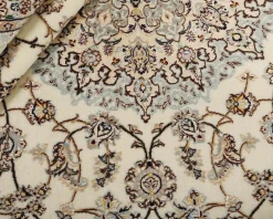 Nain 6 La orientalisk matta 207 x 312 cm