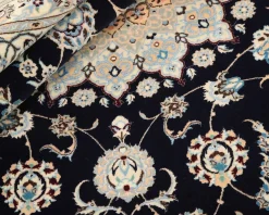 Nain 6 La orientalisk matta 207 x 306 cm