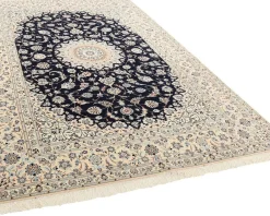 Nain 6 La orientalisk matta 207 x 306 cm