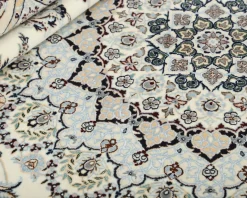 Nain 6 La orientalisk matta 261 x 362 cm