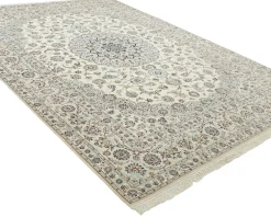 Nain 6 La orientalisk matta 261 x 362 cm