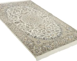 Nain 6 La orientalisk matta 120 x 190 cm