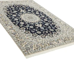 Nain 6 La orientalisk matta 153 x 234 cm