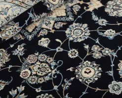 Nain 6 La orientalisk matta 160 x 231 cm