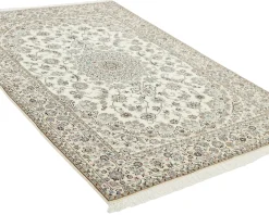 Nain 6 La orientalisk matta 144 x 227 cm