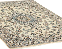 Nain 9 La orientalisk matta 119 x 179 cm