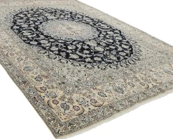 Nain 9 La orientalisk matta 295 x 404 cm