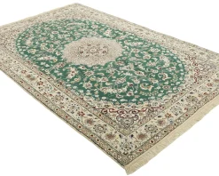 Nain 9 La orientalisk matta 155 x 245 cm
