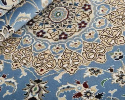 Nain 9 La orientalisk matta 150 x 251 cm