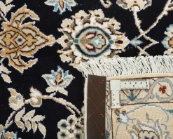 Nain 9 La orientalisk matta 154 x 241 cm