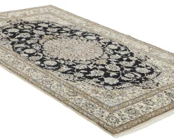 Nain 9 La orientalisk matta 152 x 244 cm