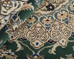 Nain 9 La orientalisk matta 155 x 245 cm