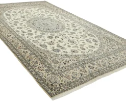 Nain 9 La orientalisk matta 241 x 349 cm
