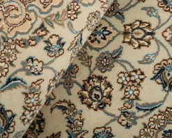 Nain 9 La orientalisk matta 89 x 131 cm