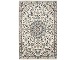 Nain 9 La orientalisk matta 88 x 136 cm